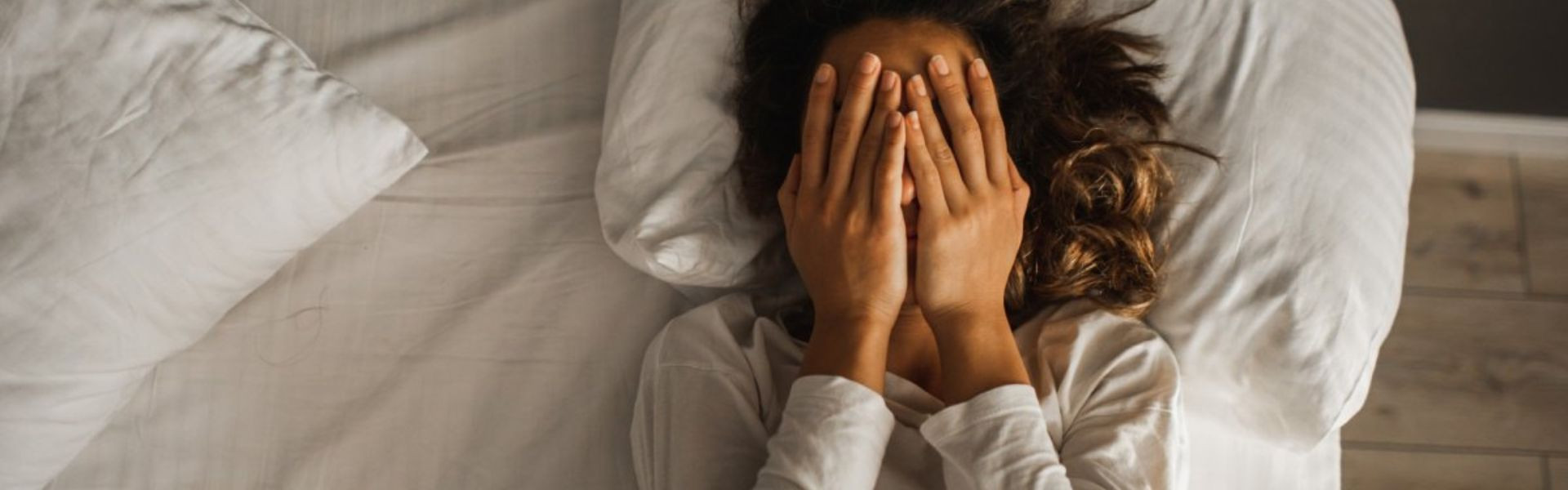 Sexualité et fatigue mentale : comment se reconnecter à son corps quand la tête dit non